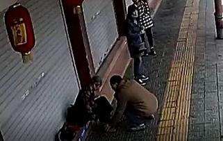 爆料视频摩托车撞人,摩托车撞击事件引发社会关注