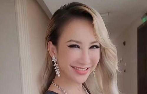 李玟观众爆料视频播放,独家视频曝光幕后精彩瞬间