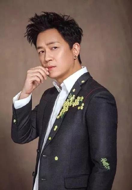 潘粤明爆料博客视频合集,博客视频合集背后的故事与感悟
