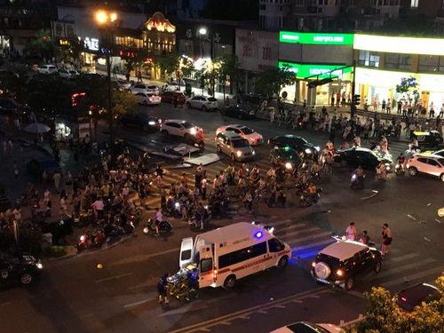 记者爆料车祸现场视频,惊心动魄！记者现场直击车祸惨烈瞬间