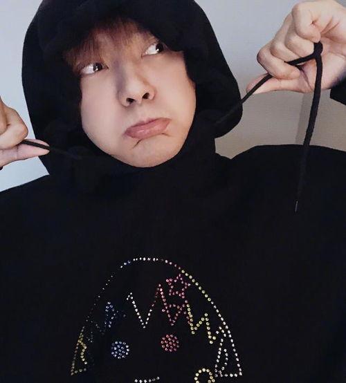 小猪爆料罗志祥图片视频,小猪形象崩塌，网友热议