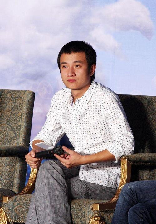 卢伟娱乐圈爆料,揭秘明星幕后故事